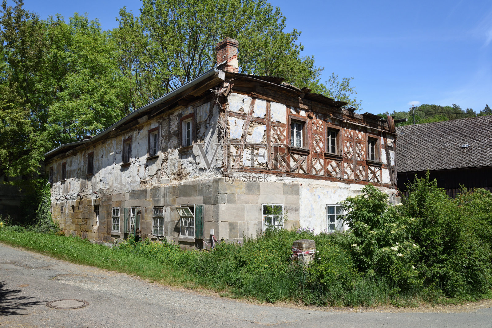 房子的废墟照片摄影图片