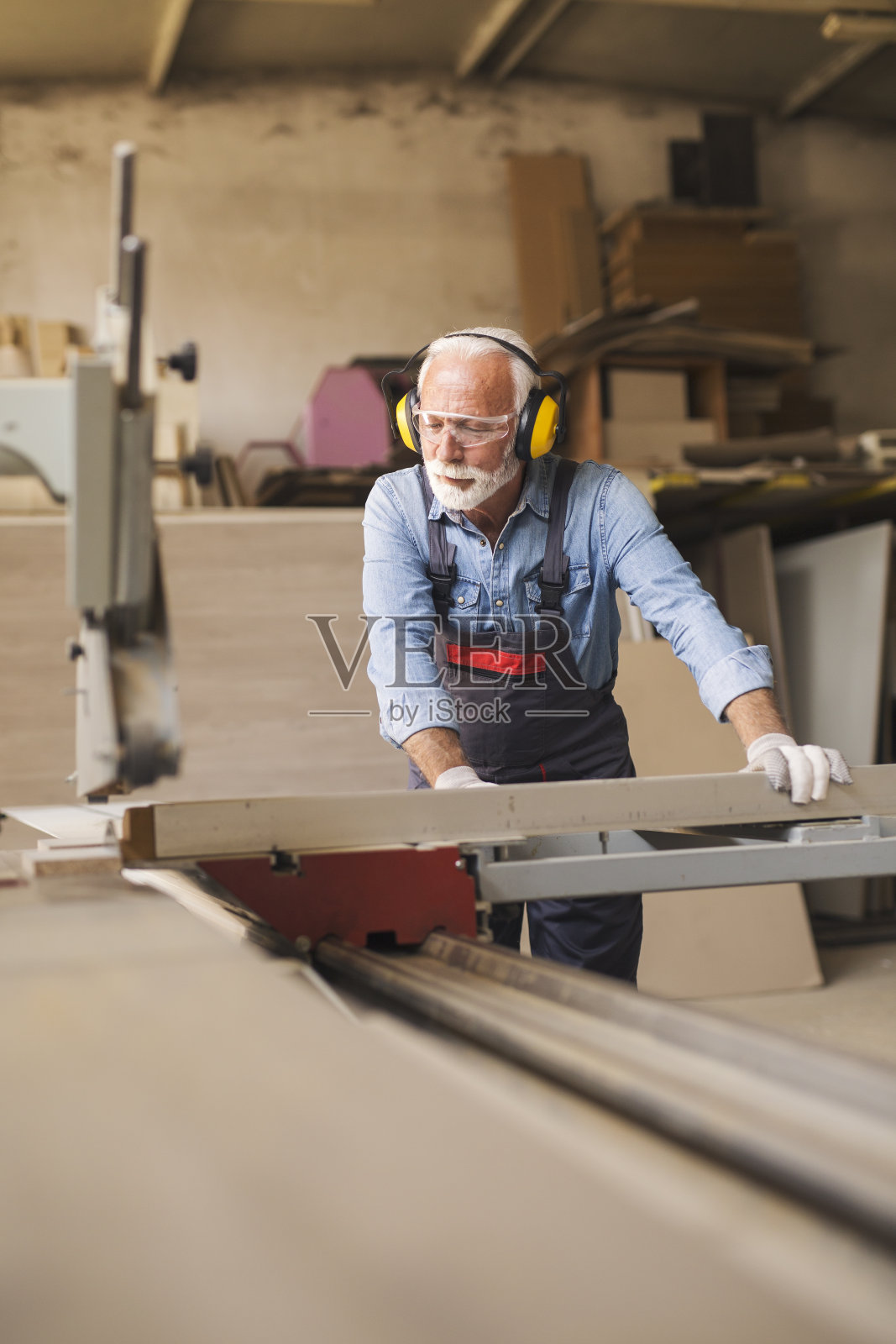 木工加工木材照片摄影图片