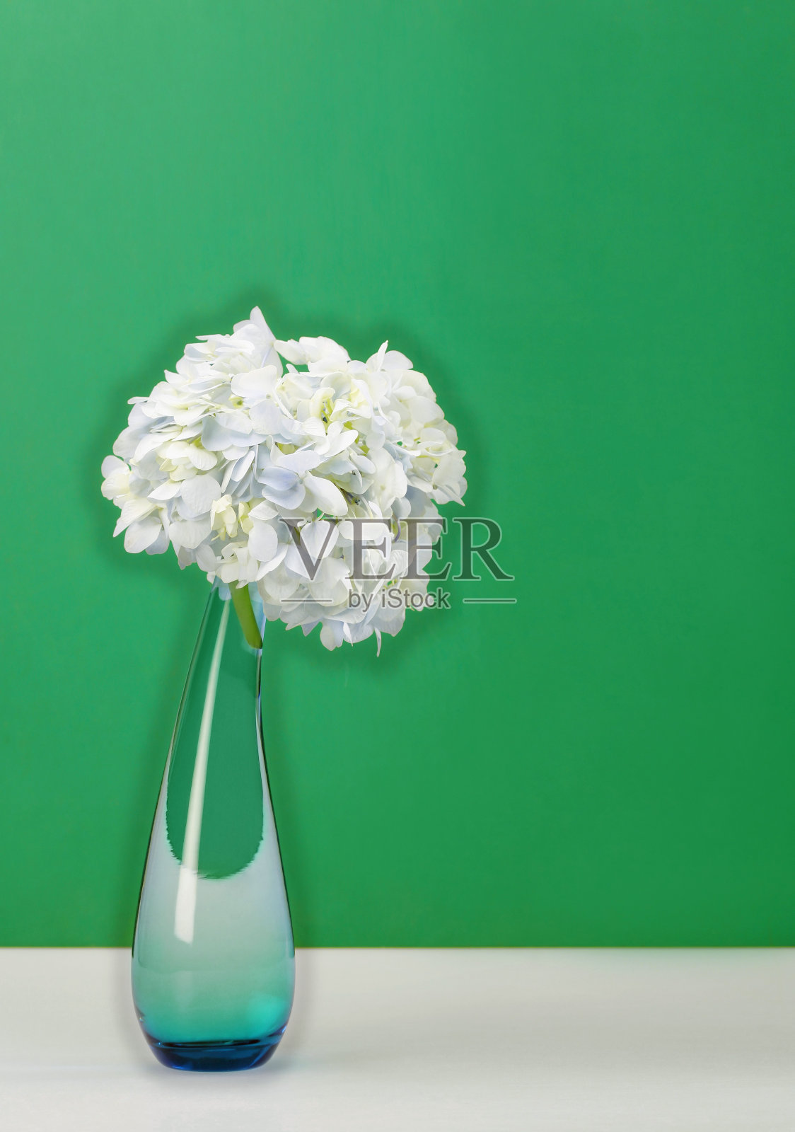 花瓶中的花照片摄影图片