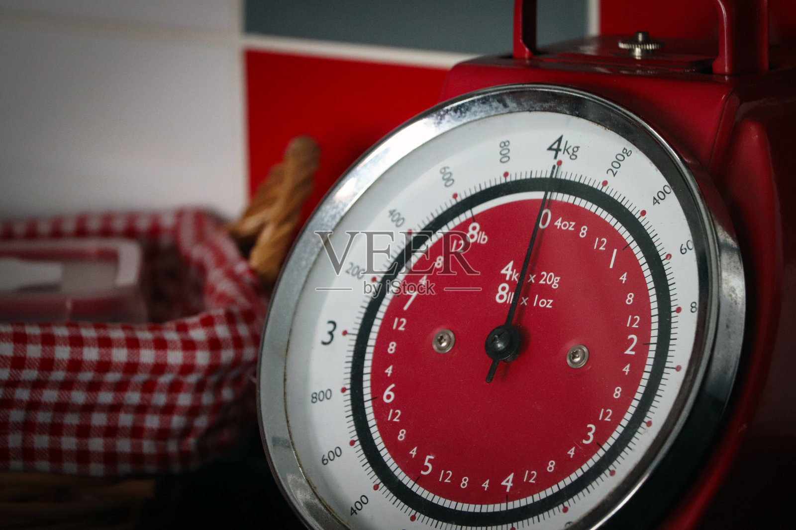 红色食物秤照片摄影图片