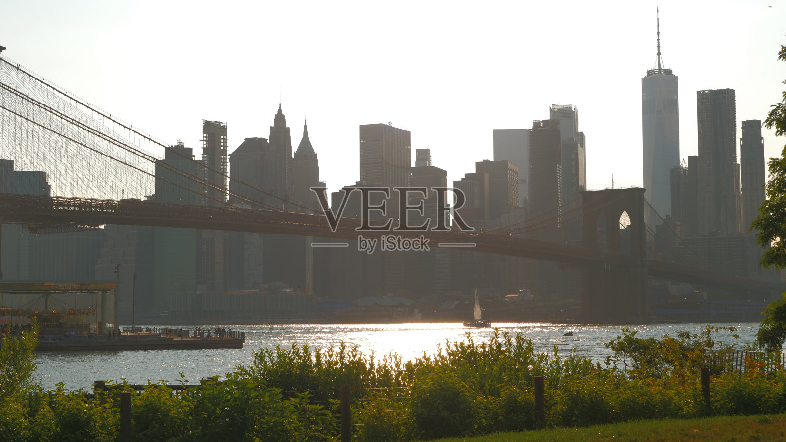 夕阳下的曼哈顿景观照片摄影图片