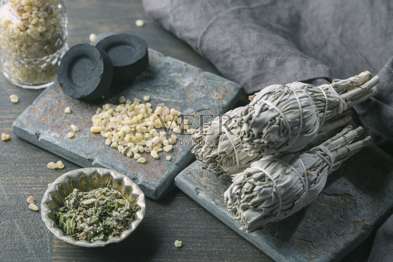 白鼠尾草，药草，乳香照片摄影图片