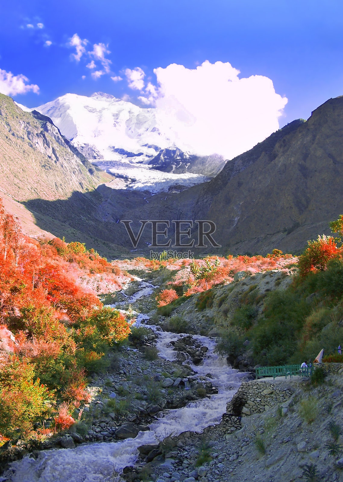 巴基斯坦的山脉和山峰照片摄影图片