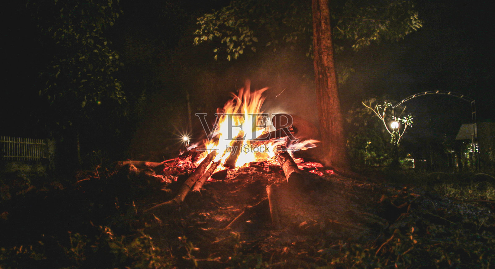 篝火照片摄影图片