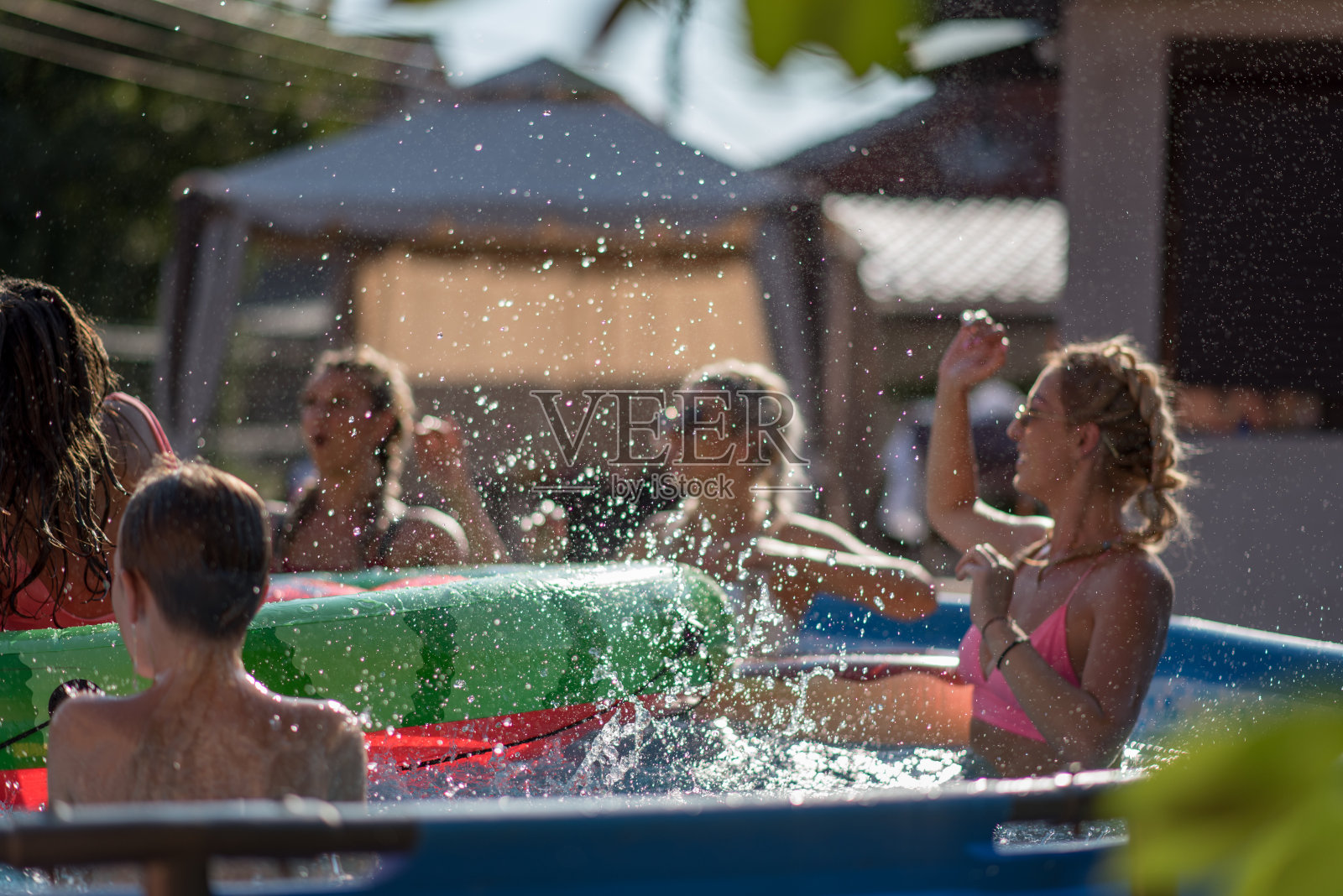 泳池派对照片摄影图片