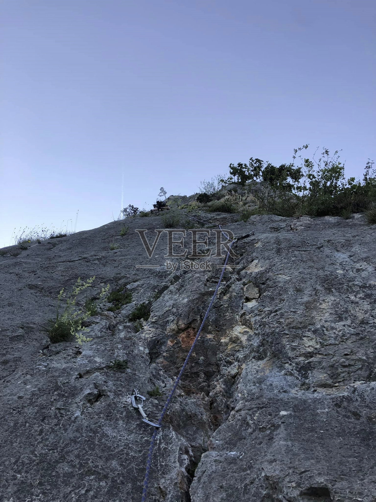 一块可以攀爬的岩石照片摄影图片