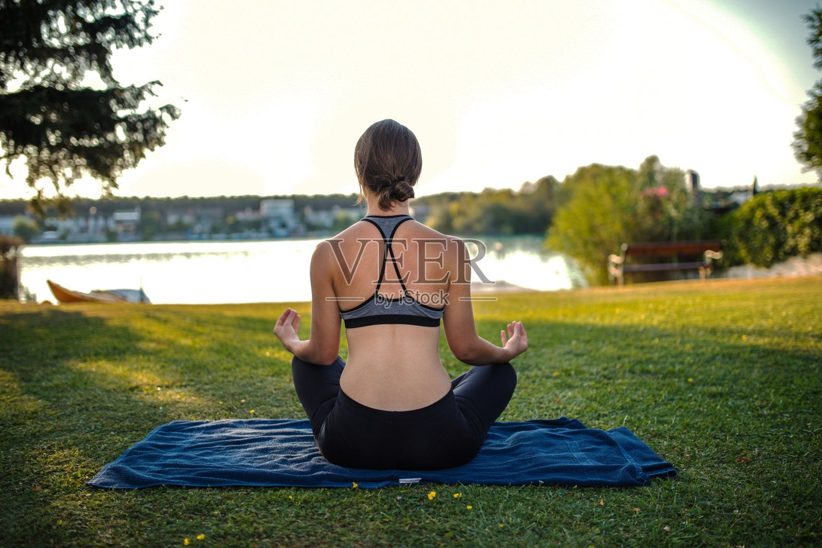 健康的生活方式和瑜伽概念照片摄影图片