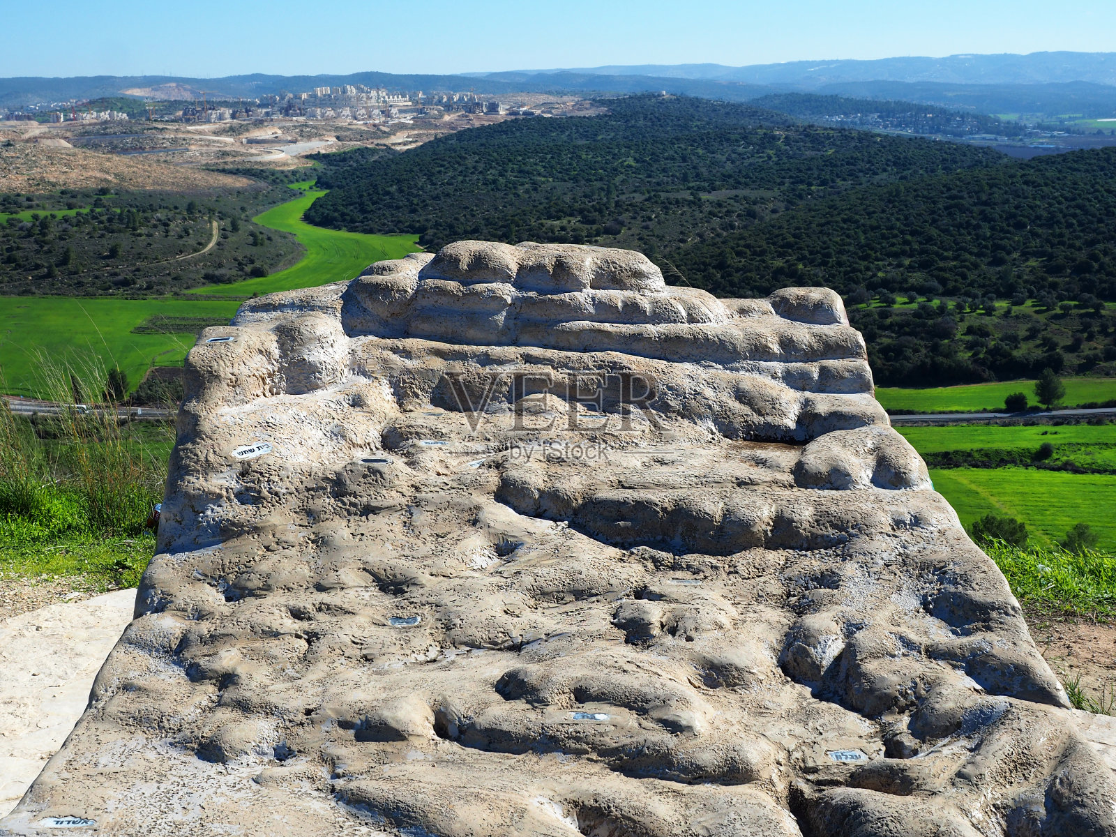 以色列阿泽卡古城的石头结构图照片摄影图片