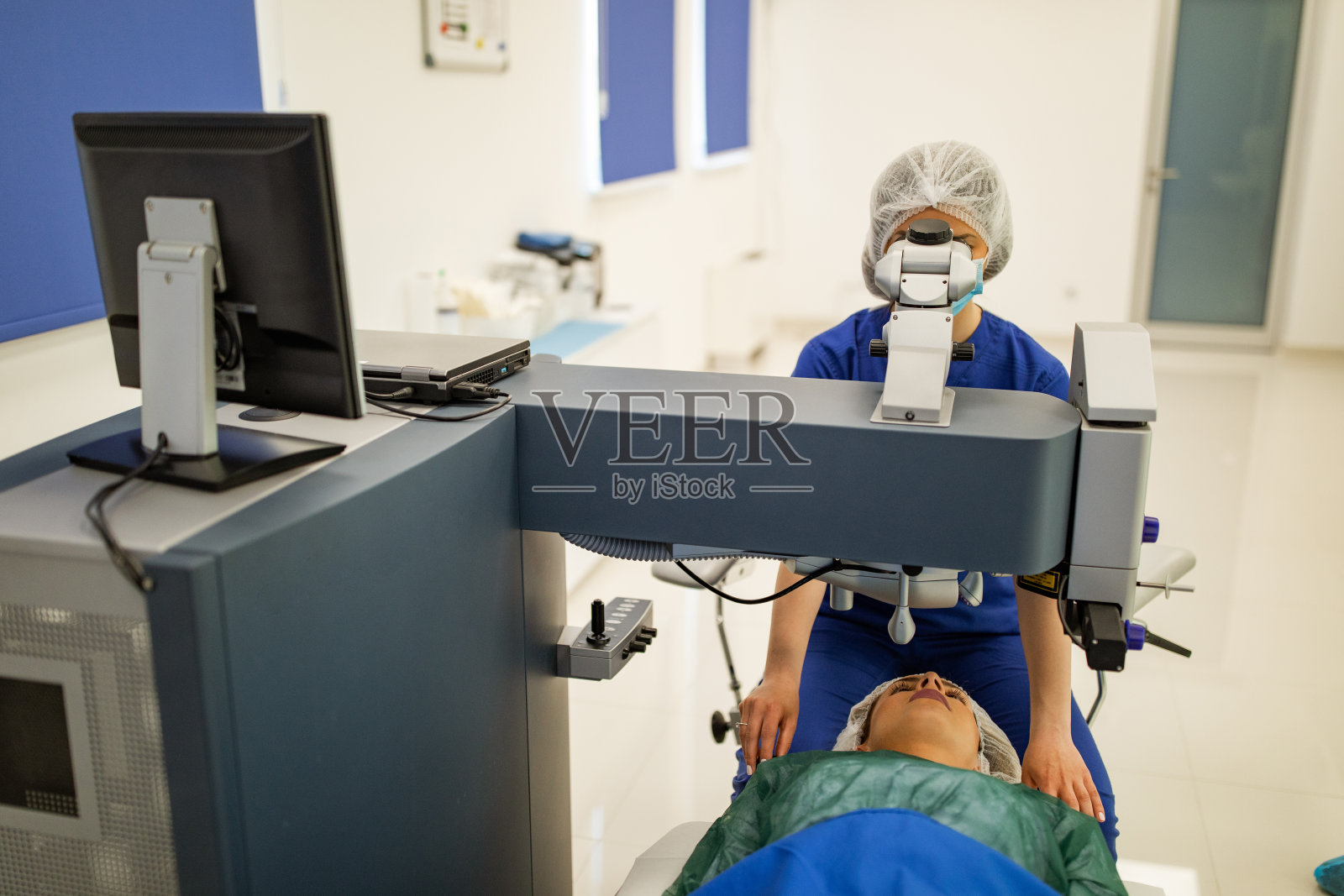 激光眼科手术照片摄影图片