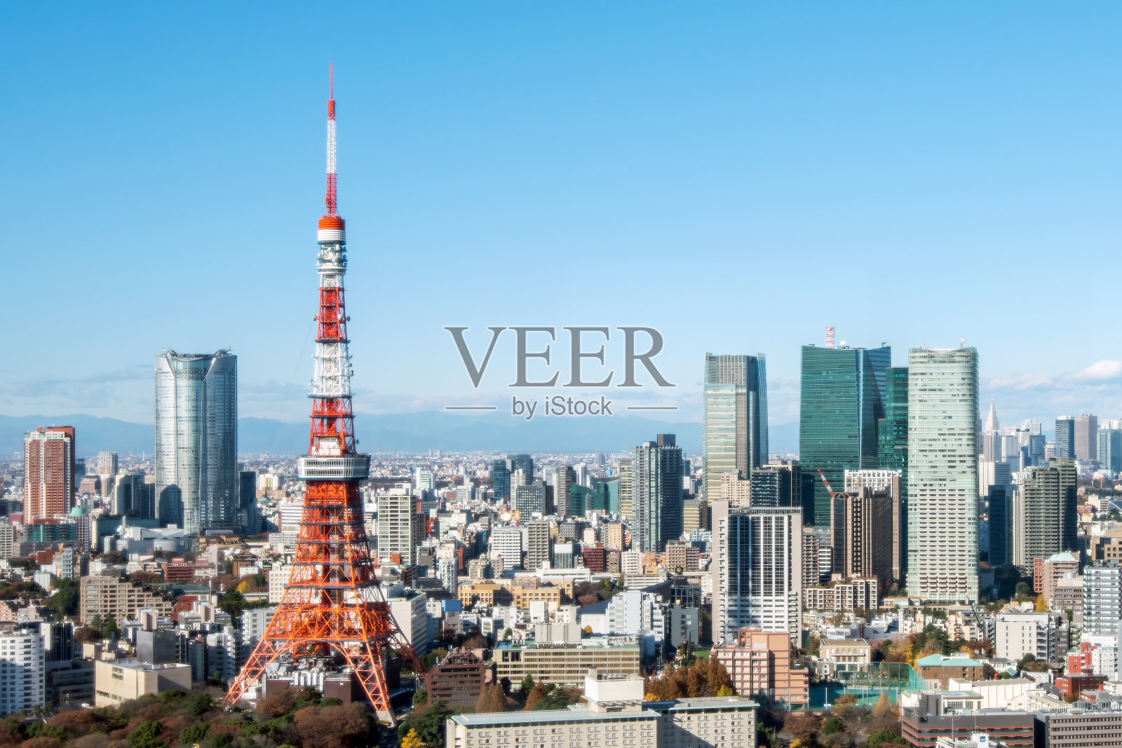 东京塔，日本的地标照片摄影图片