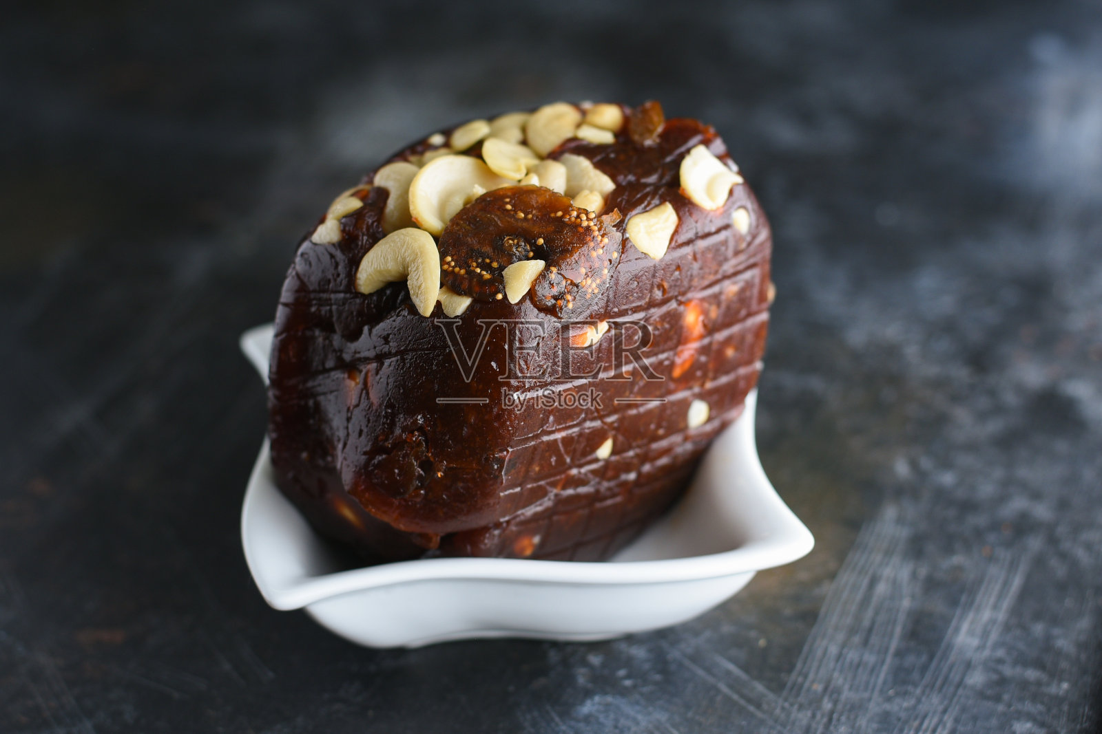 印度甜食科治科丹黑哈尔瓦由干果制成照片摄影图片