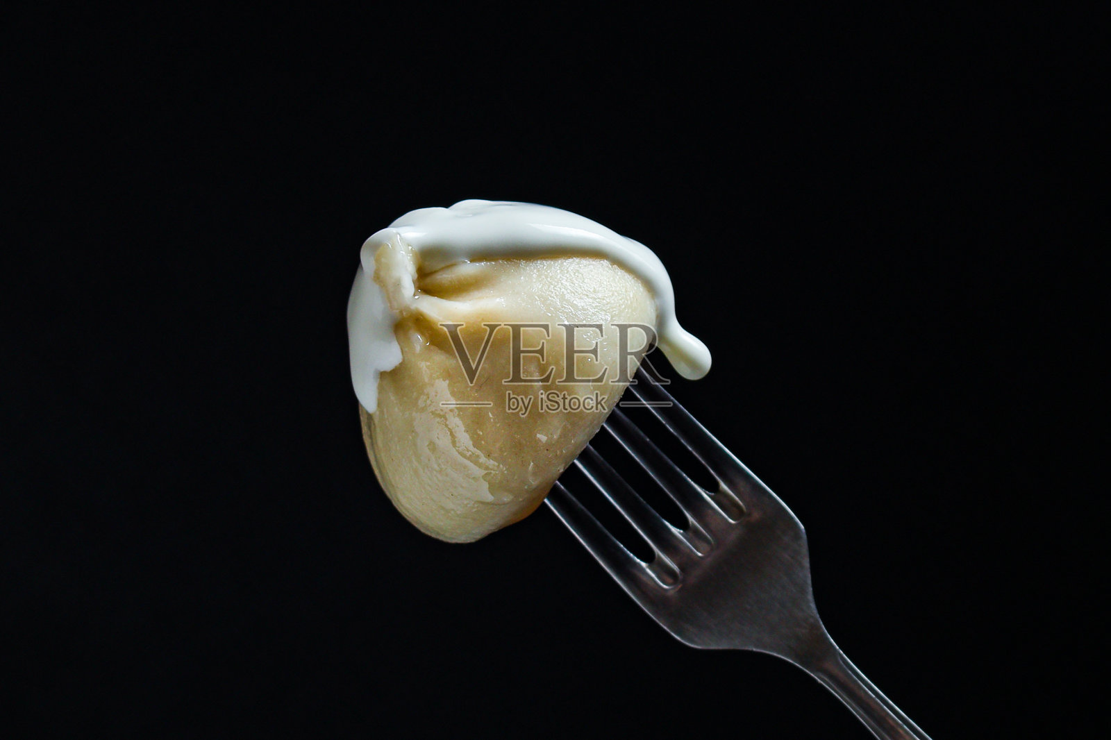 Khinkali饺子馅酱在叉子或馄饨有机食用健康天然产品部分服务大小俯视图的地方文本复制空间照片摄影图片