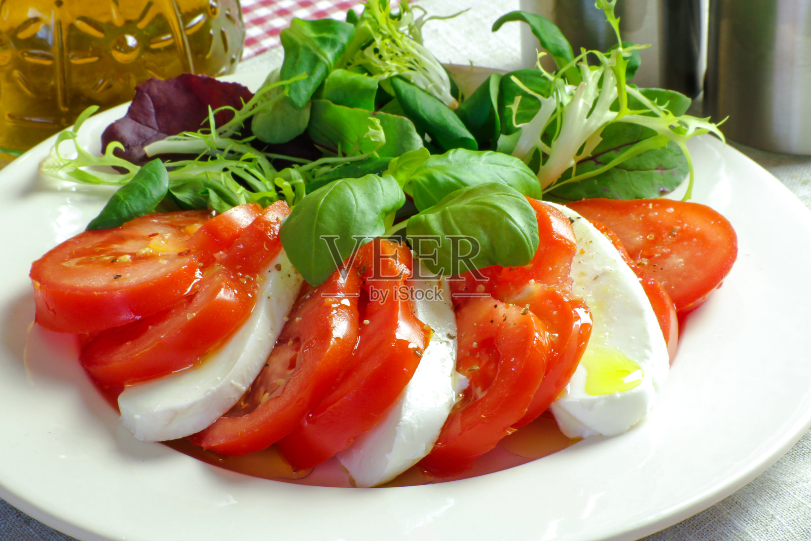 马苏里拉奶酪西红柿照片摄影图片