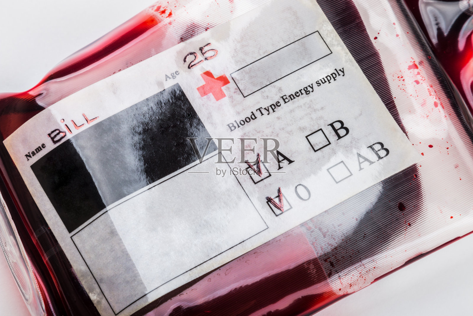 采集在袋子里的血液，供病人输血用照片摄影图片