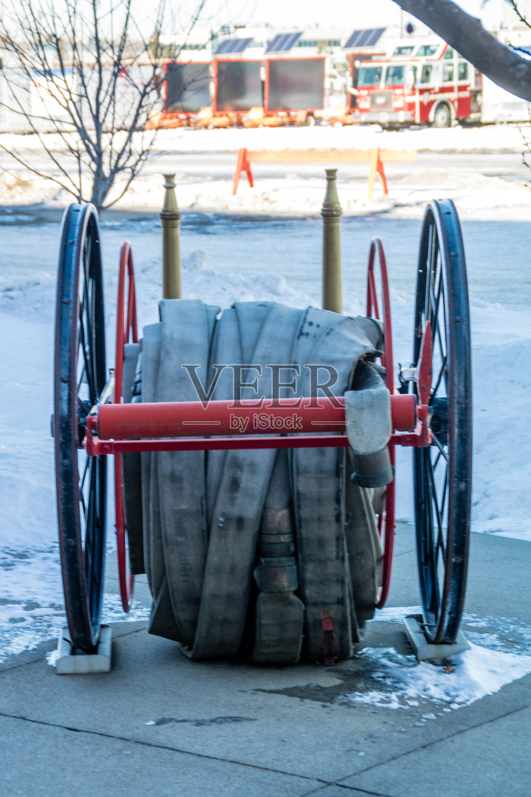 消防设备和卡车。加拿大阿尔伯塔省卡尔加里市照片摄影图片