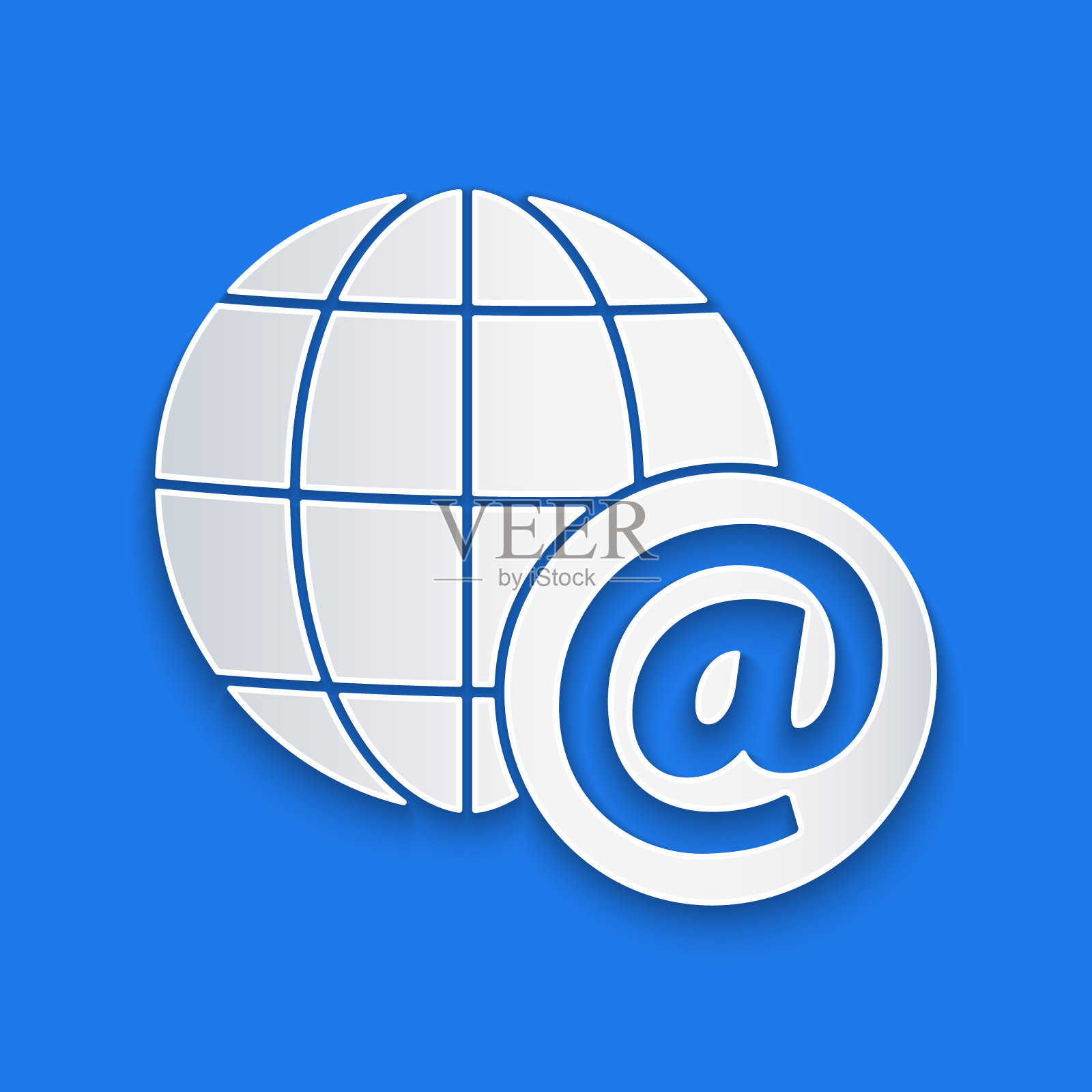 剪纸地球与邮件和电子邮件图标隔离在蓝色背景。电子邮件信封标志。邮件标志。纸艺术风格。矢量图图标素材