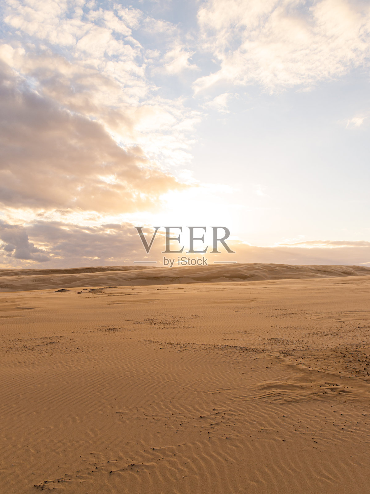 沙漠的日落照片摄影图片