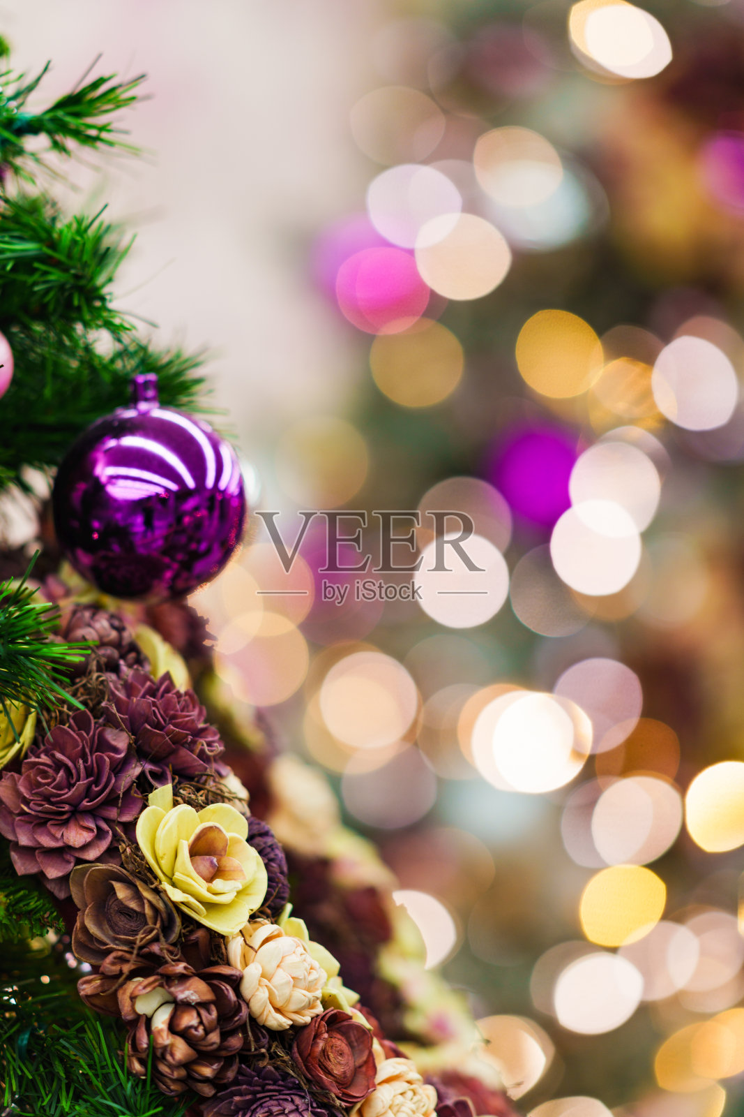 圣诞树在冬天日本十二月照片摄影图片