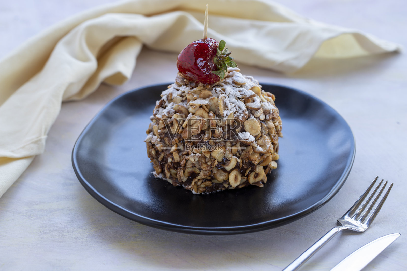 草莓蛋糕波尔卡照片摄影图片