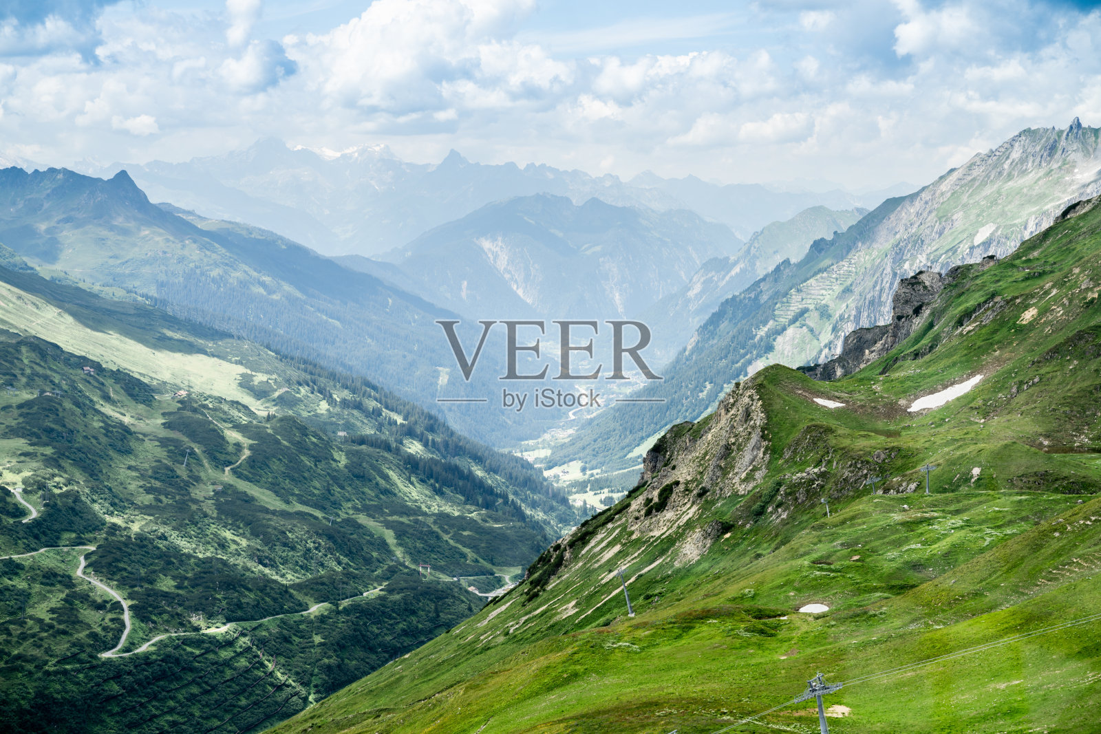 阿尔卑斯山脉。奥地利阿尔卑斯山脉照片摄影图片