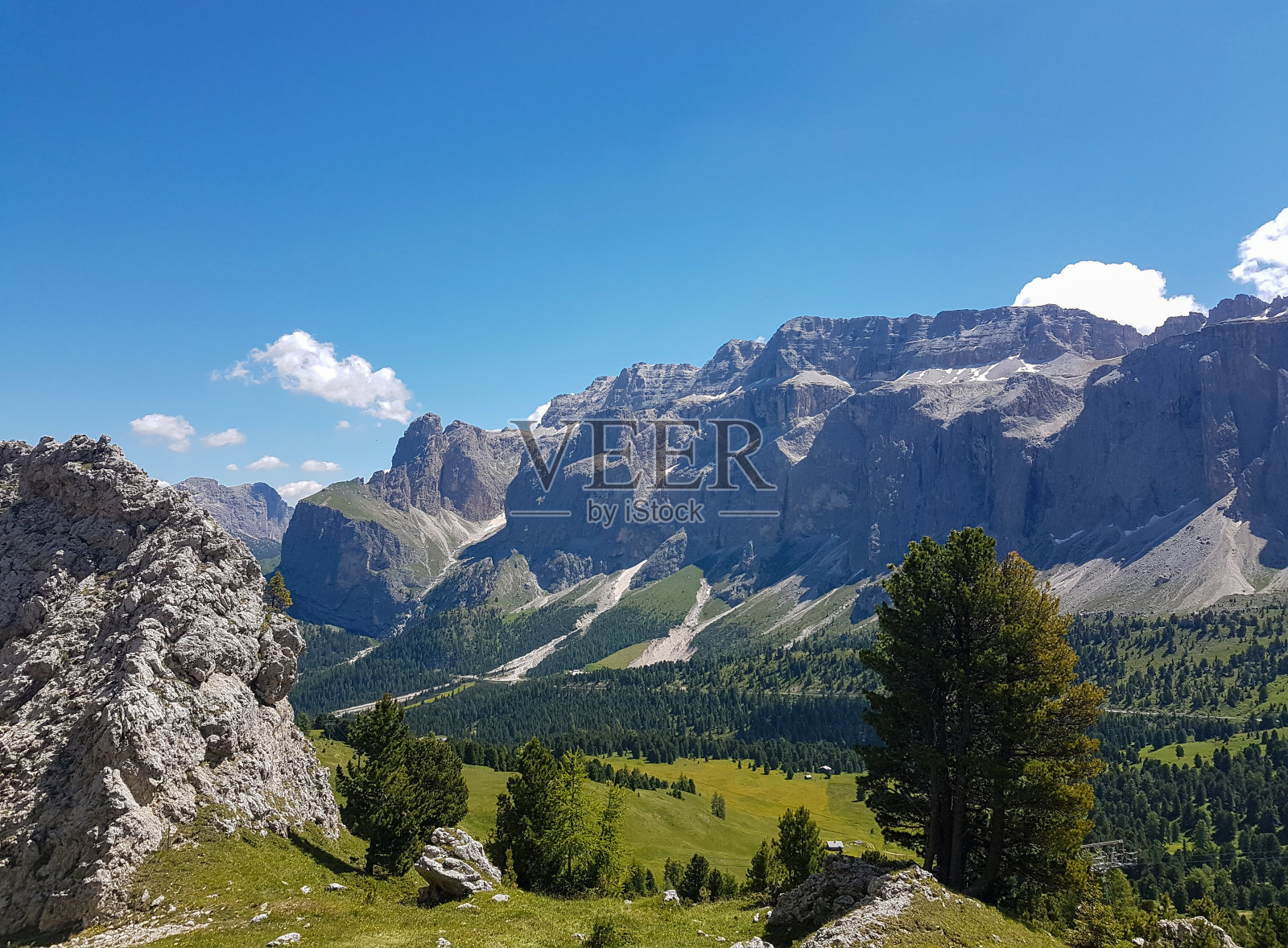 蒂洛尔风景阿尔卑斯山山脉照片摄影图片