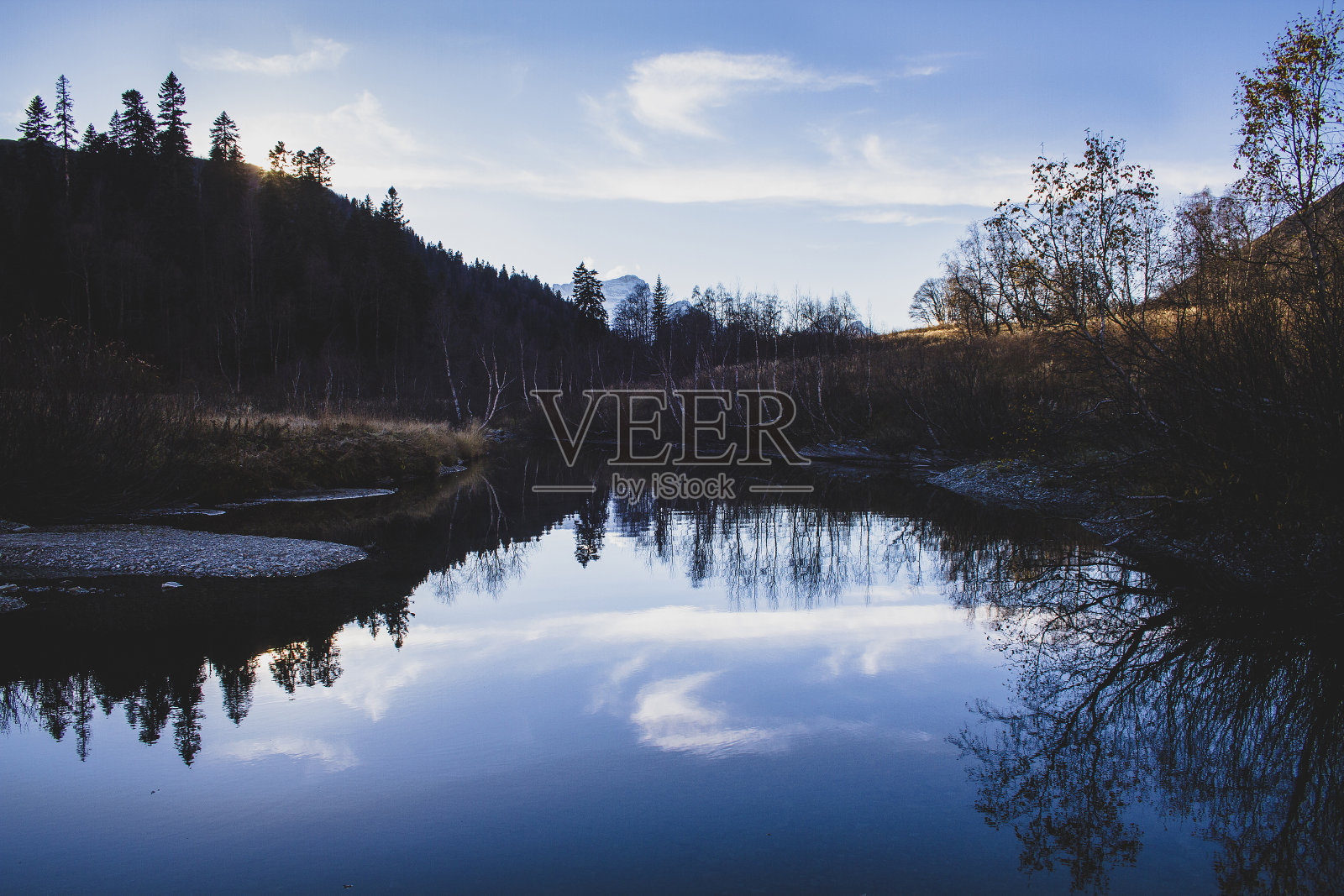 金色的秋天照片摄影图片