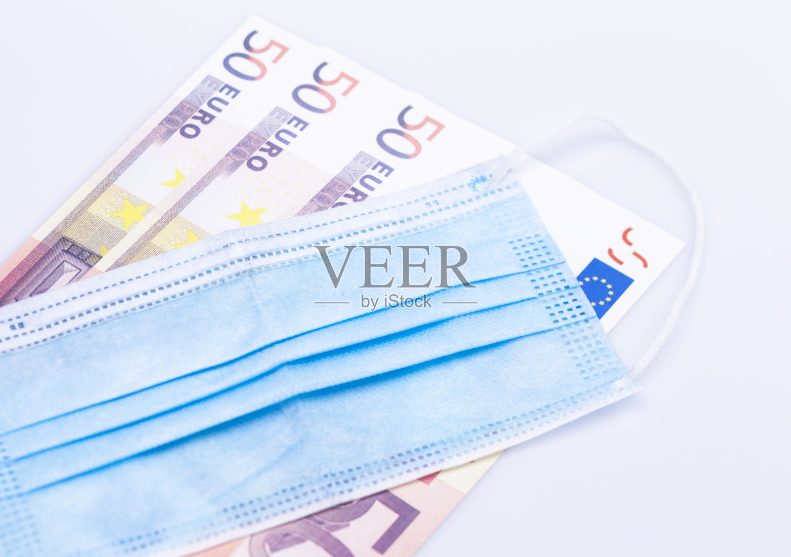 带钱的防护口罩照片摄影图片