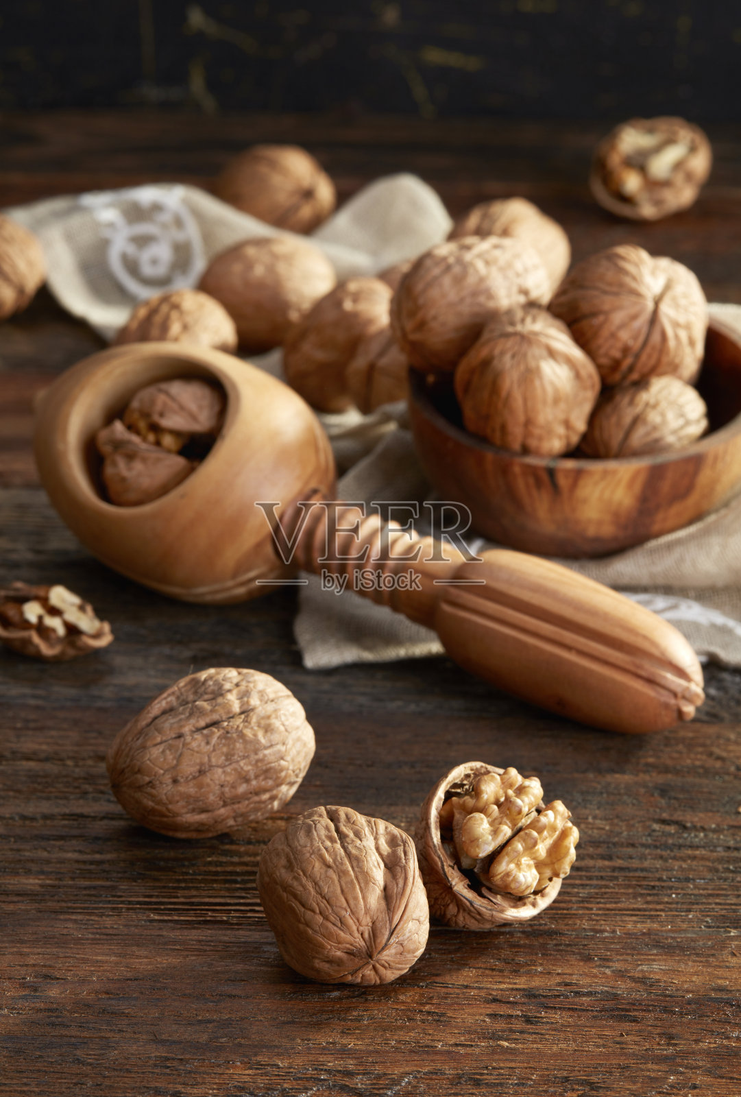 胡桃夹子和核桃照片摄影图片