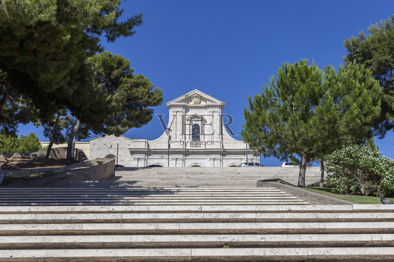 撒丁岛卡利亚里的博纳利亚圣母大教堂照片摄影图片