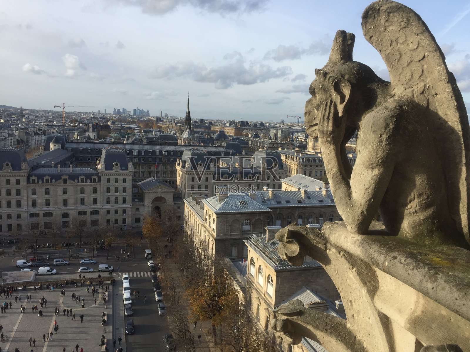 滴水嘴在巴黎照片摄影图片