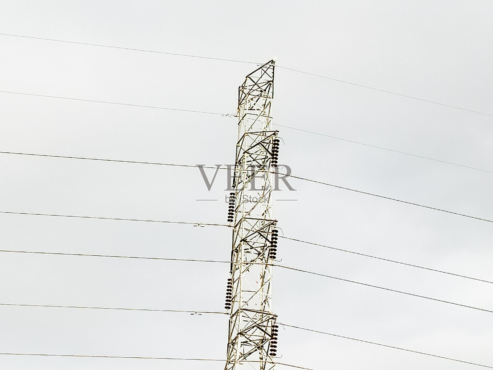 路边的高压电线杆照片摄影图片