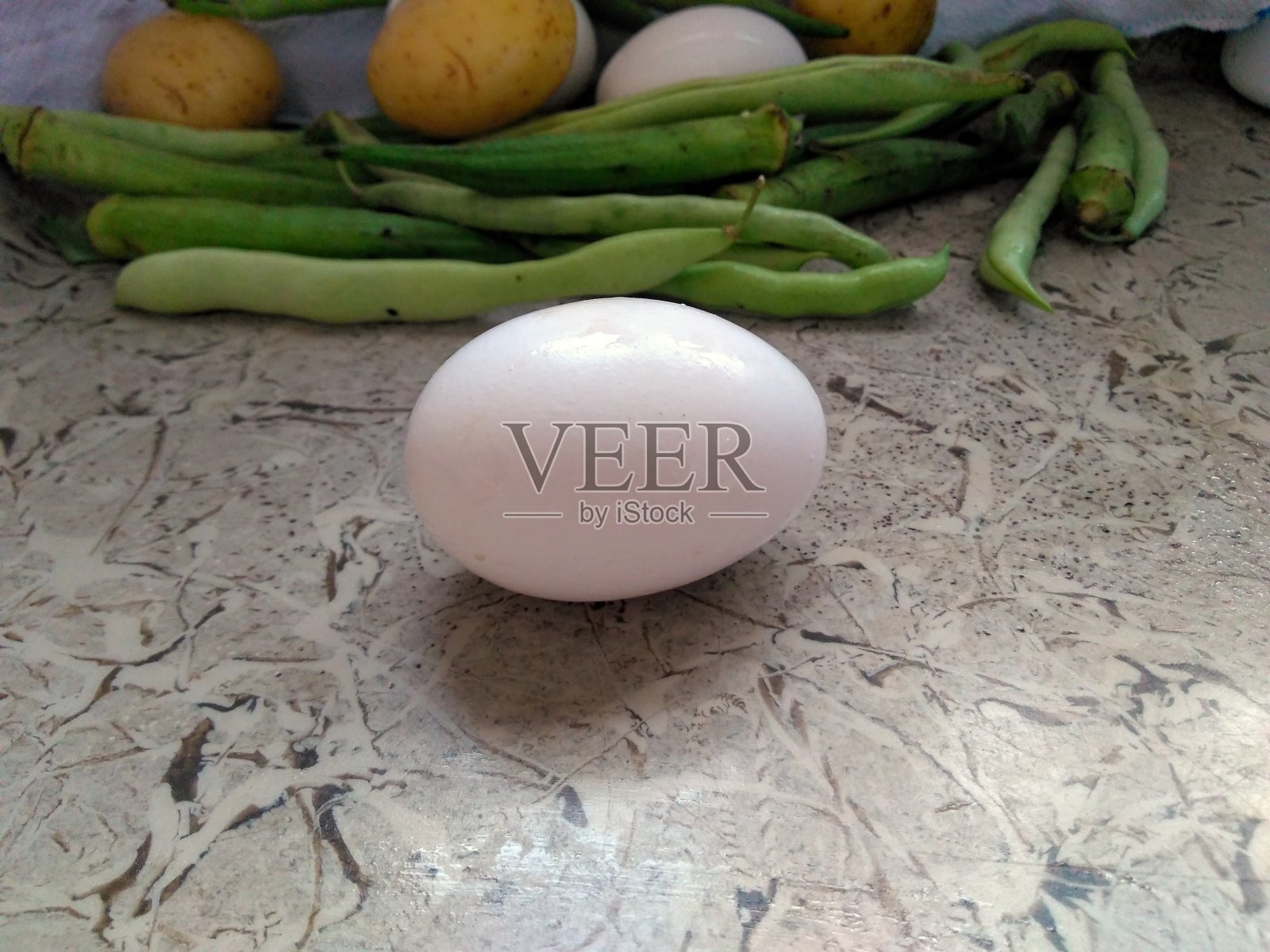 鸡蛋和蔬菜照片摄影图片