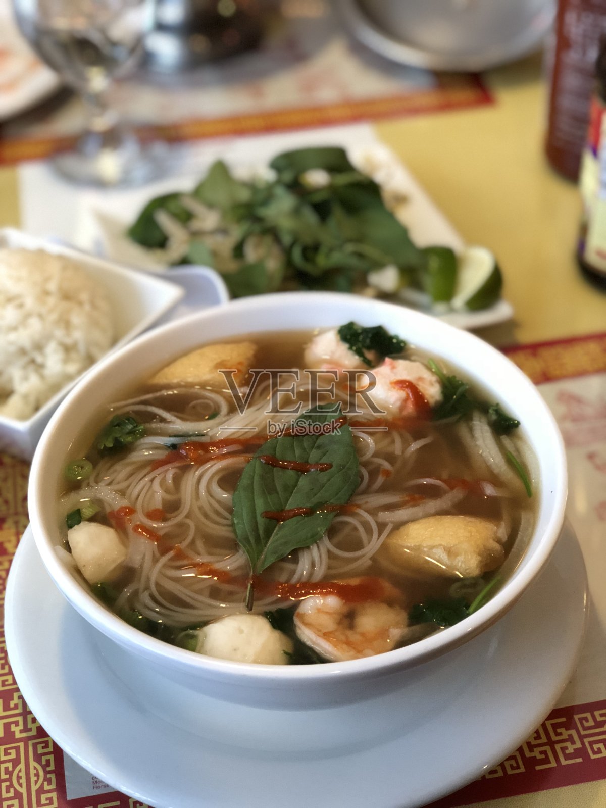 一碗越南粉照片摄影图片