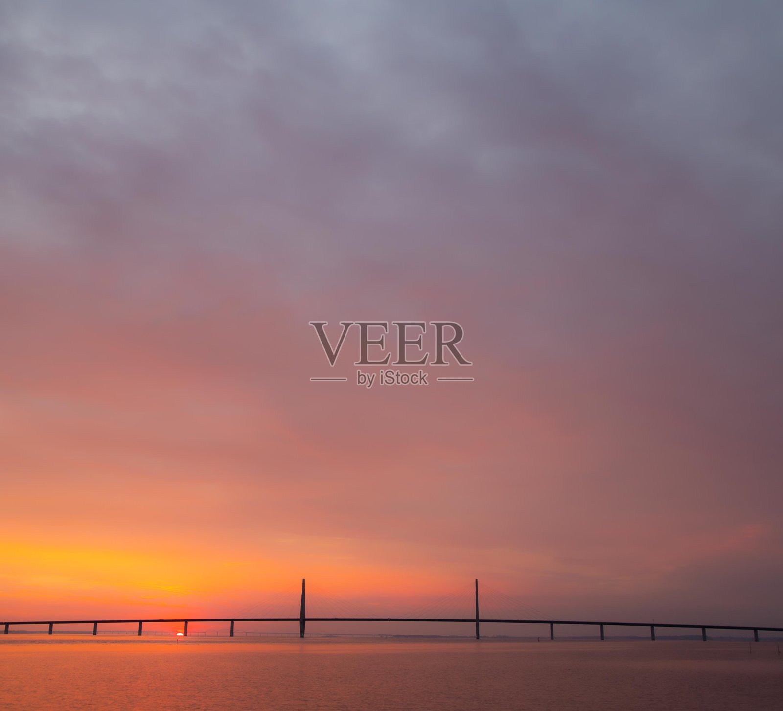 美丽的远桥照片摄影图片