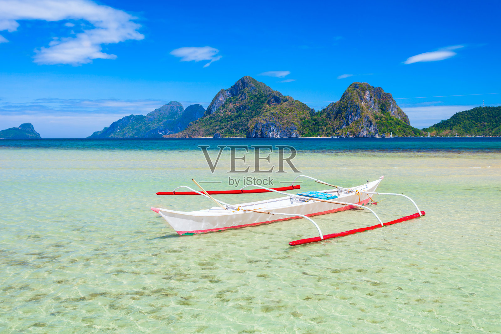 菲律宾爱妮岛的 Bangka 船照片摄影图片