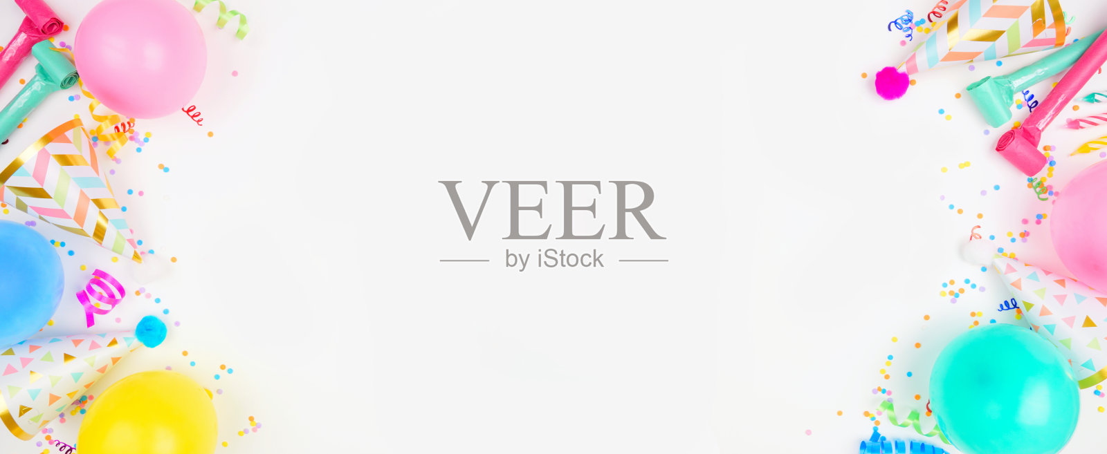 生日派对横幅与气球，派对帽子，彩带和纸屑的白色背景上的双边界照片摄影图片