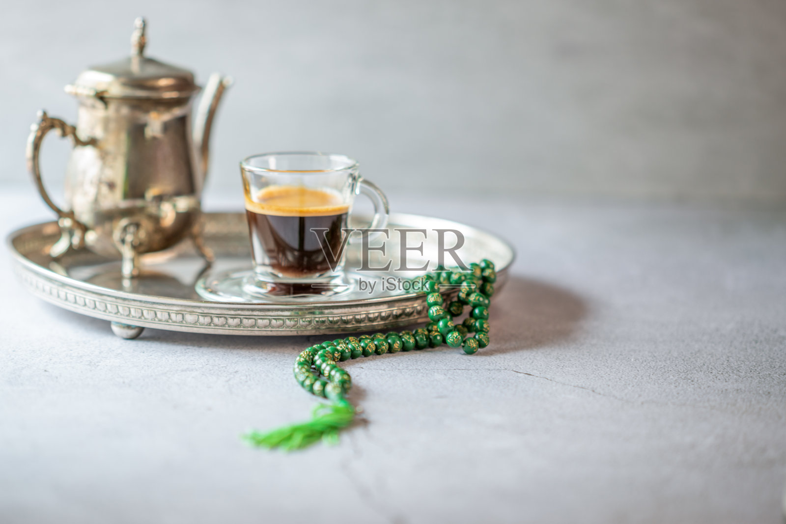 穆斯林念珠为宗教圣像和象征的概念照片摄影图片