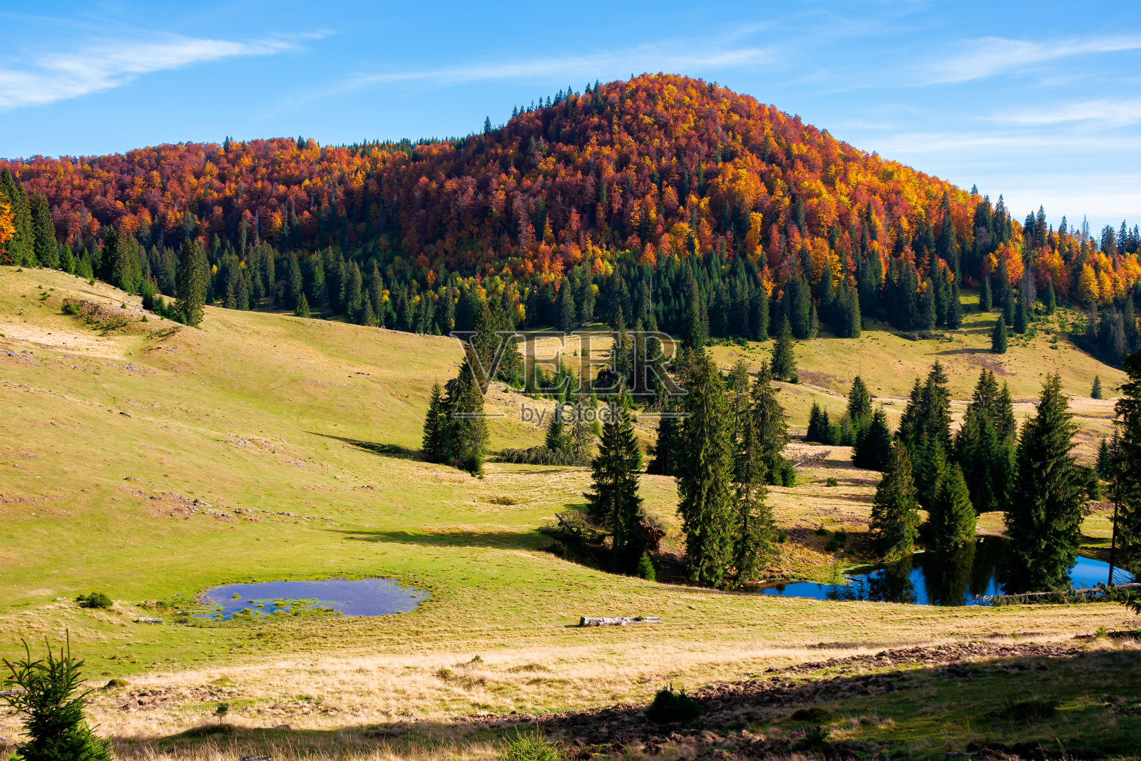 秋天的山景照片摄影图片