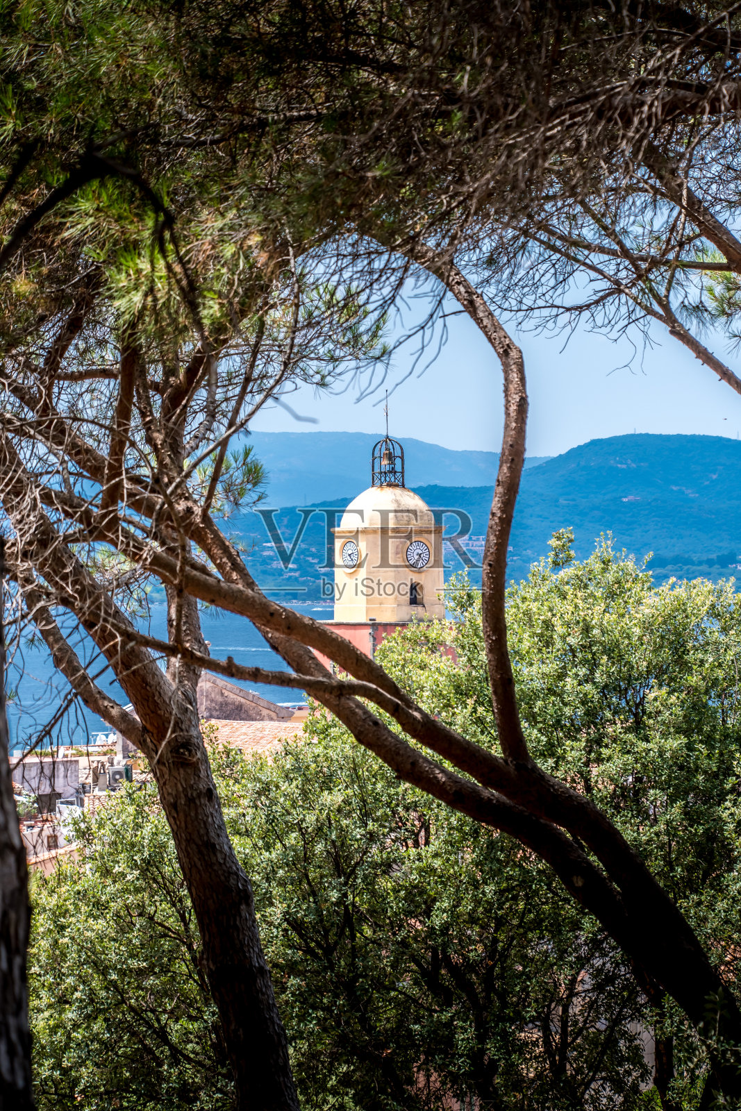 圣特罗佩教堂照片摄影图片