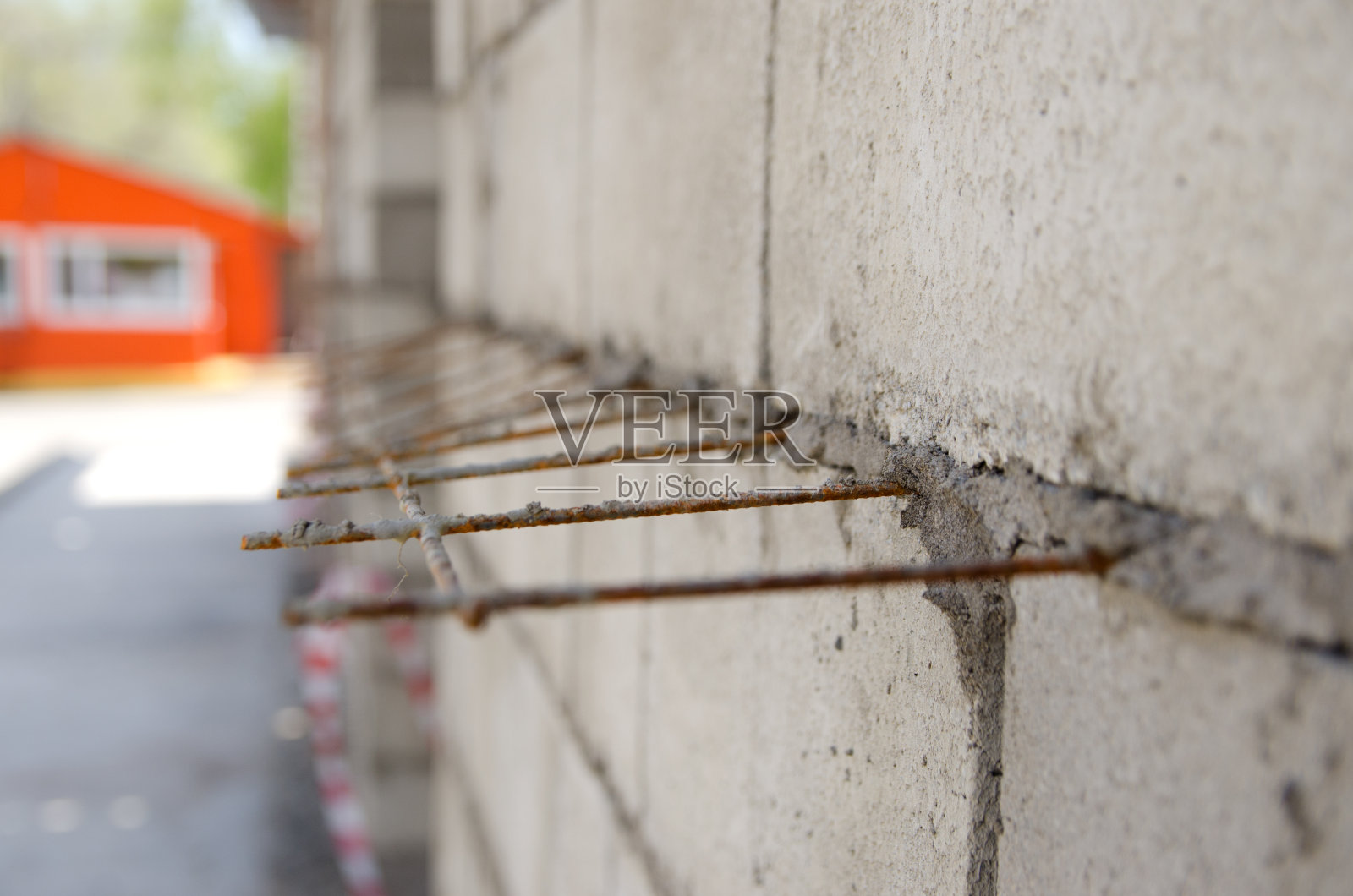 灰砖墙，施工时加钢筋照片摄影图片