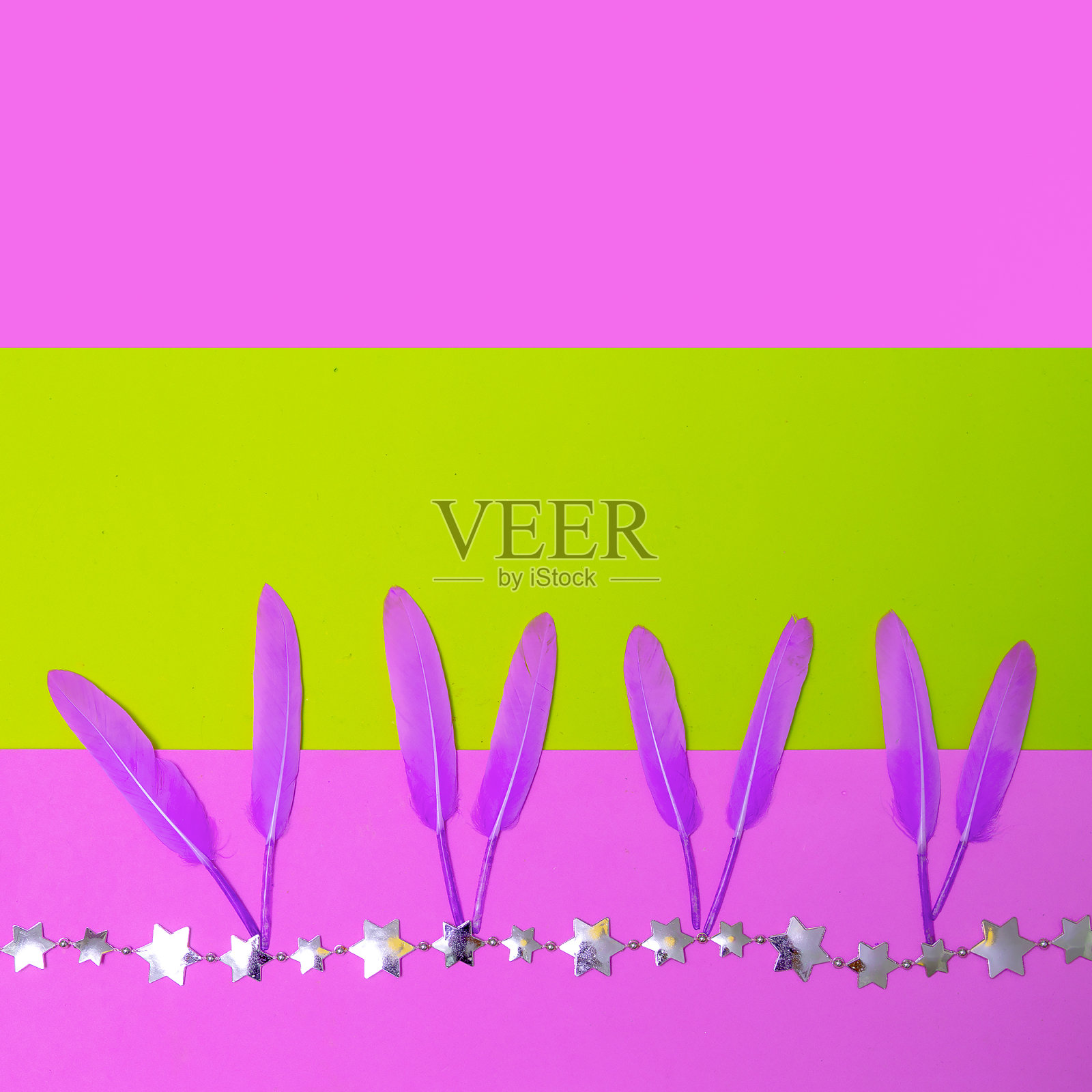 羽毛简约平铺时尚创意艺术照片摄影图片