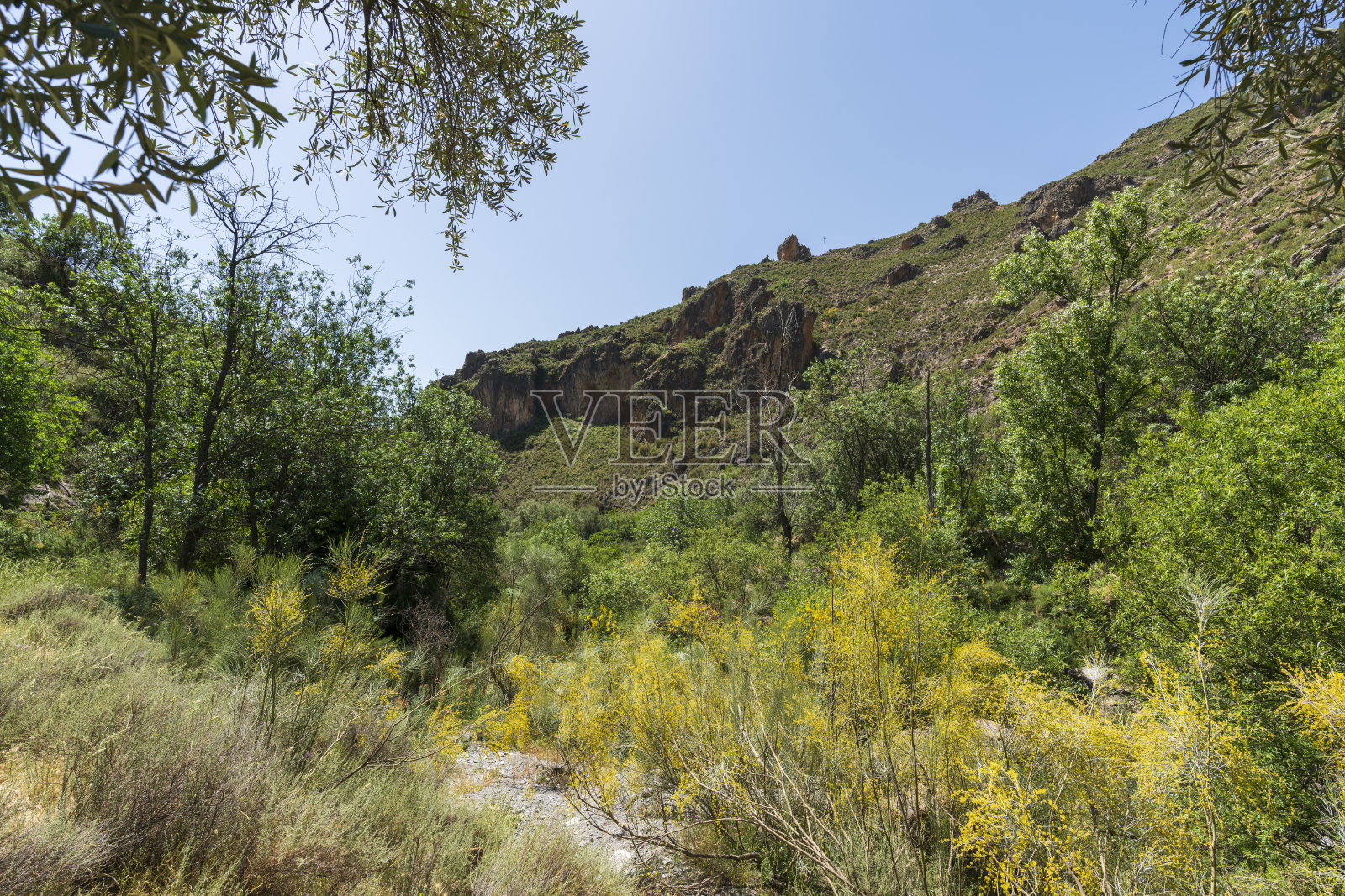 西班牙南部的山区照片摄影图片