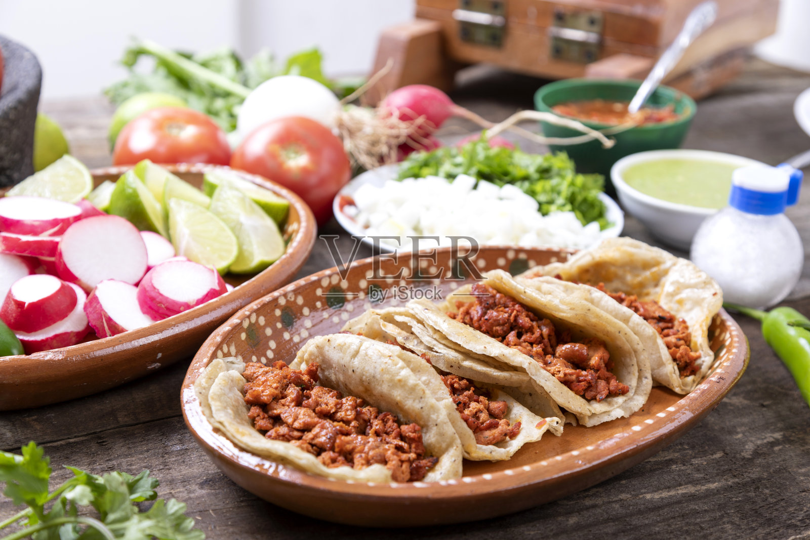 典型的墨西哥食物照片摄影图片