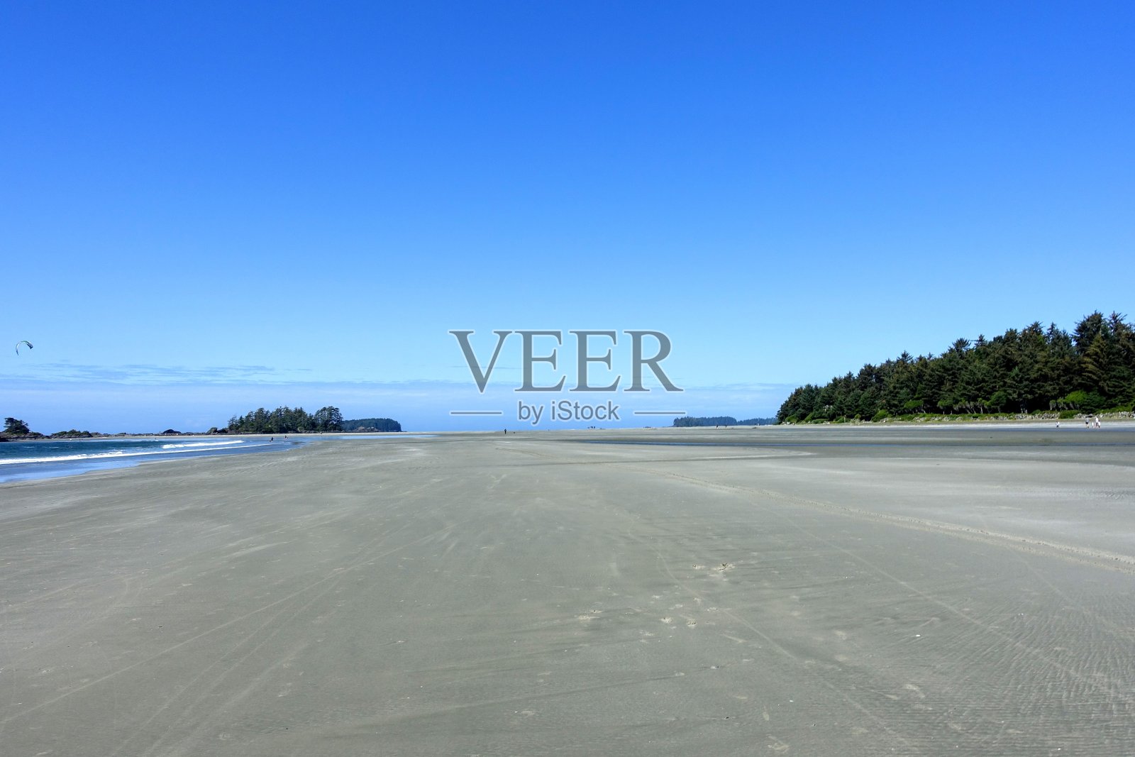 加拿大不列颠哥伦比亚省托菲诺附近切斯特曼海滩的广阔景色照片摄影图片