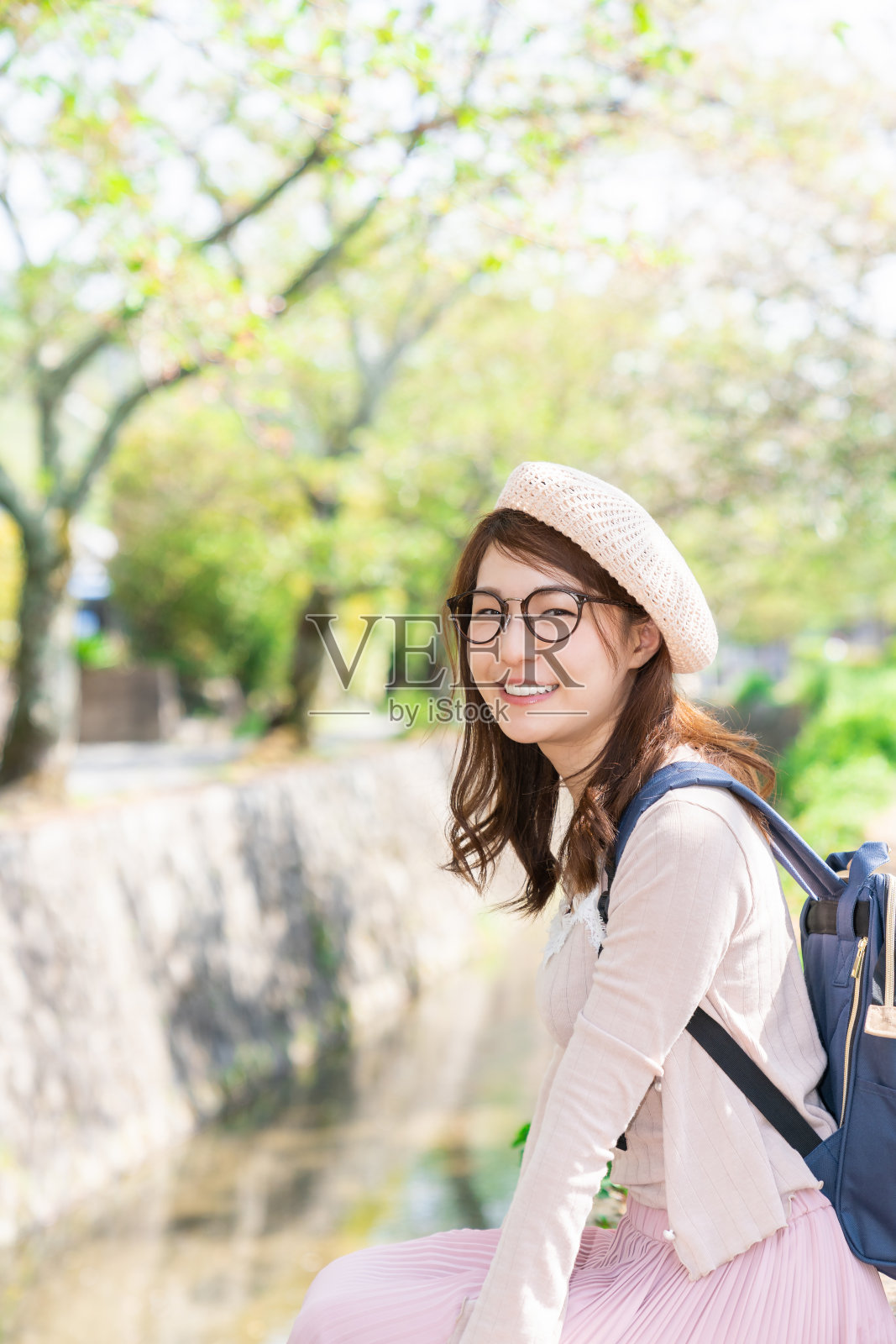 在日本京都旅行的亚洲女性照片摄影图片