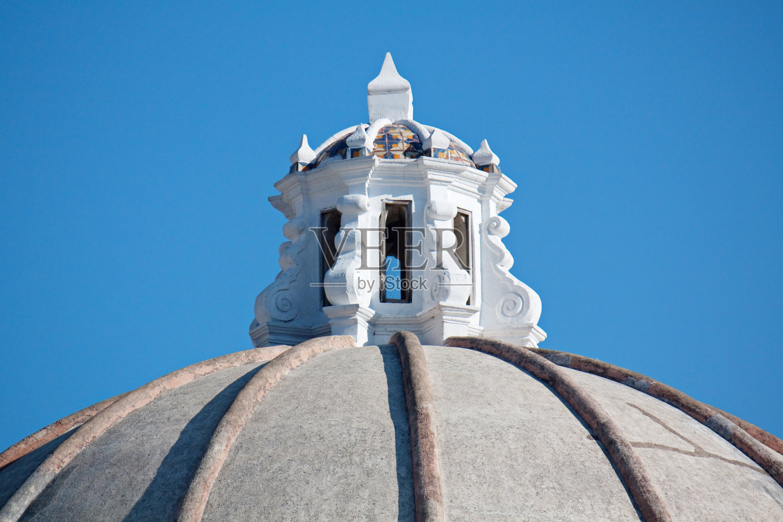 危地马拉安提瓜岛默塞德岛的圆顶照片摄影图片