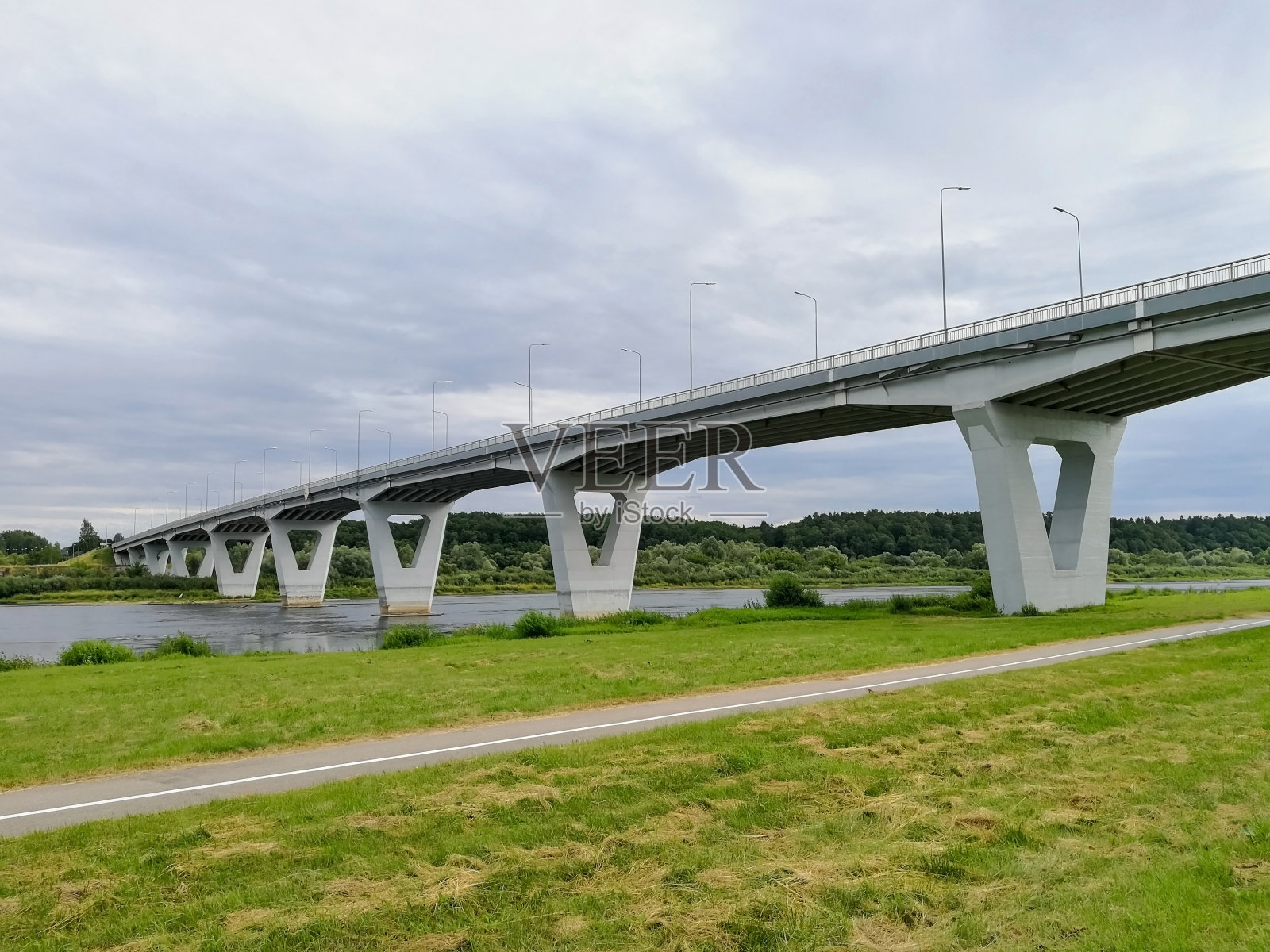 朱尔巴卡斯-基杜利亚伊大桥，立陶宛朱尔巴卡斯照片摄影图片