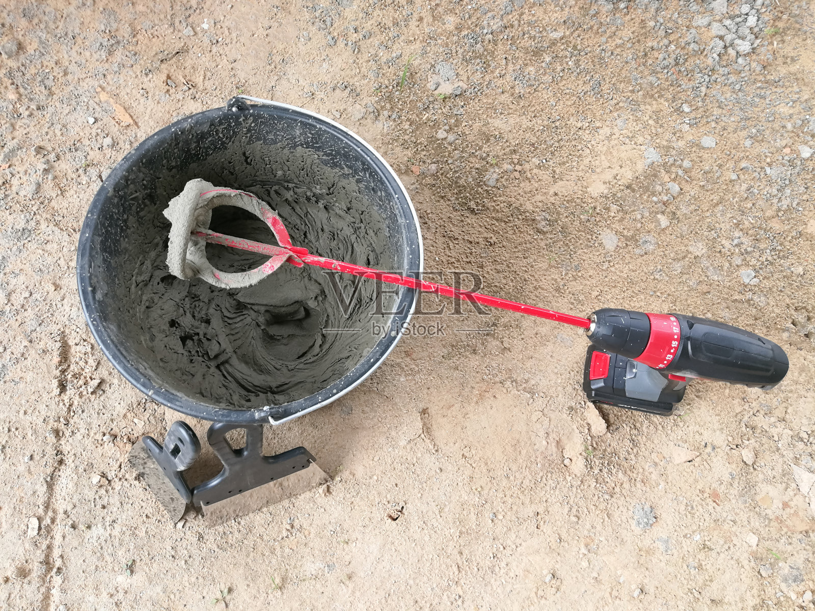 混胶机用于在桶中搅拌建筑胶照片摄影图片