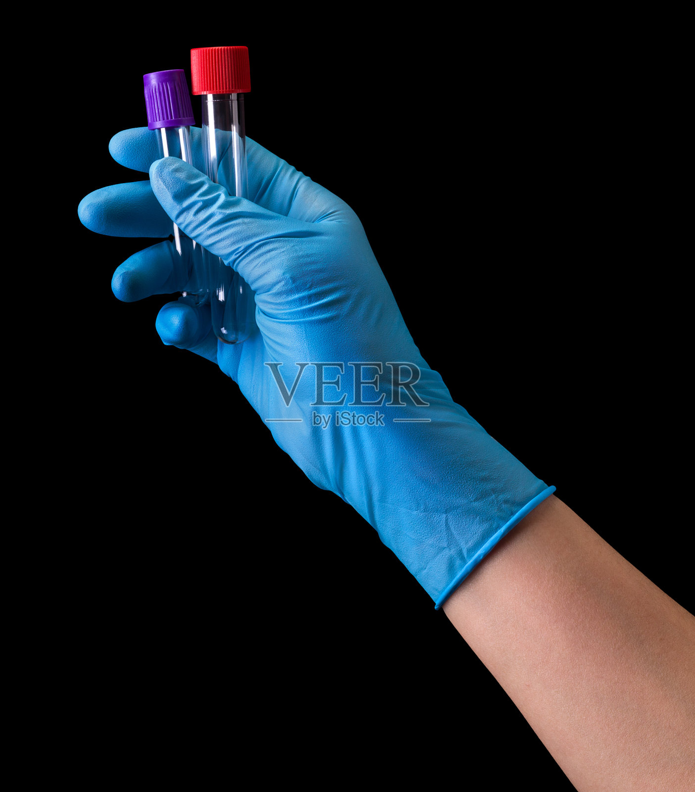 医生的手在医用手套中拿着冠状病毒COVID-19试管照片摄影图片