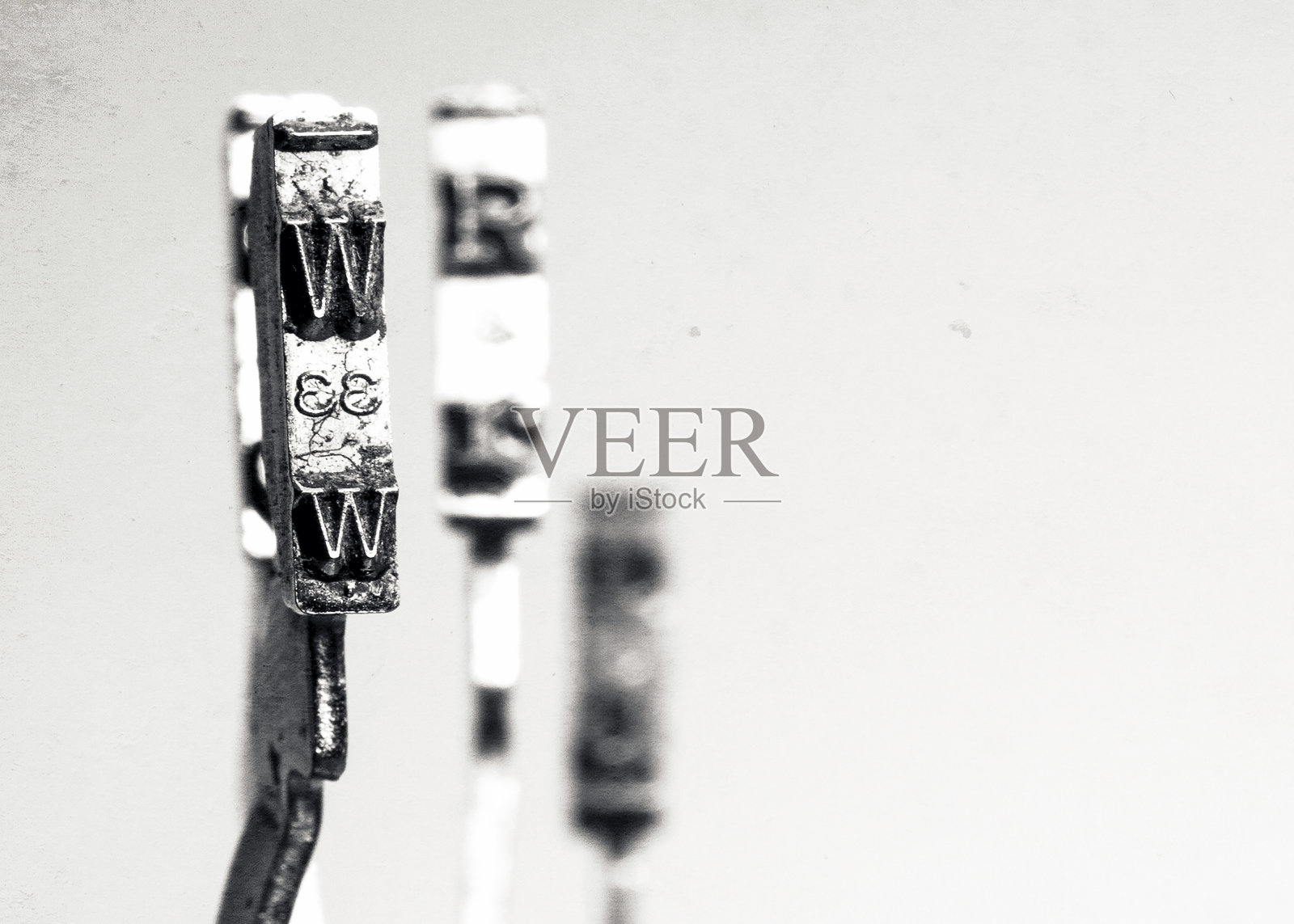 旧打字机锤和字照片摄影图片